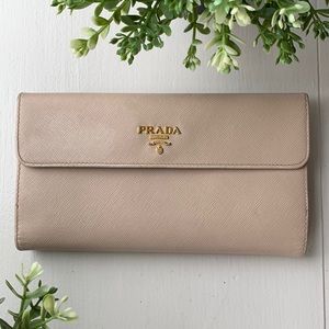 Prada Portafoglio Laccio Large Saffiano Wallet in Cipria or Powder Pink